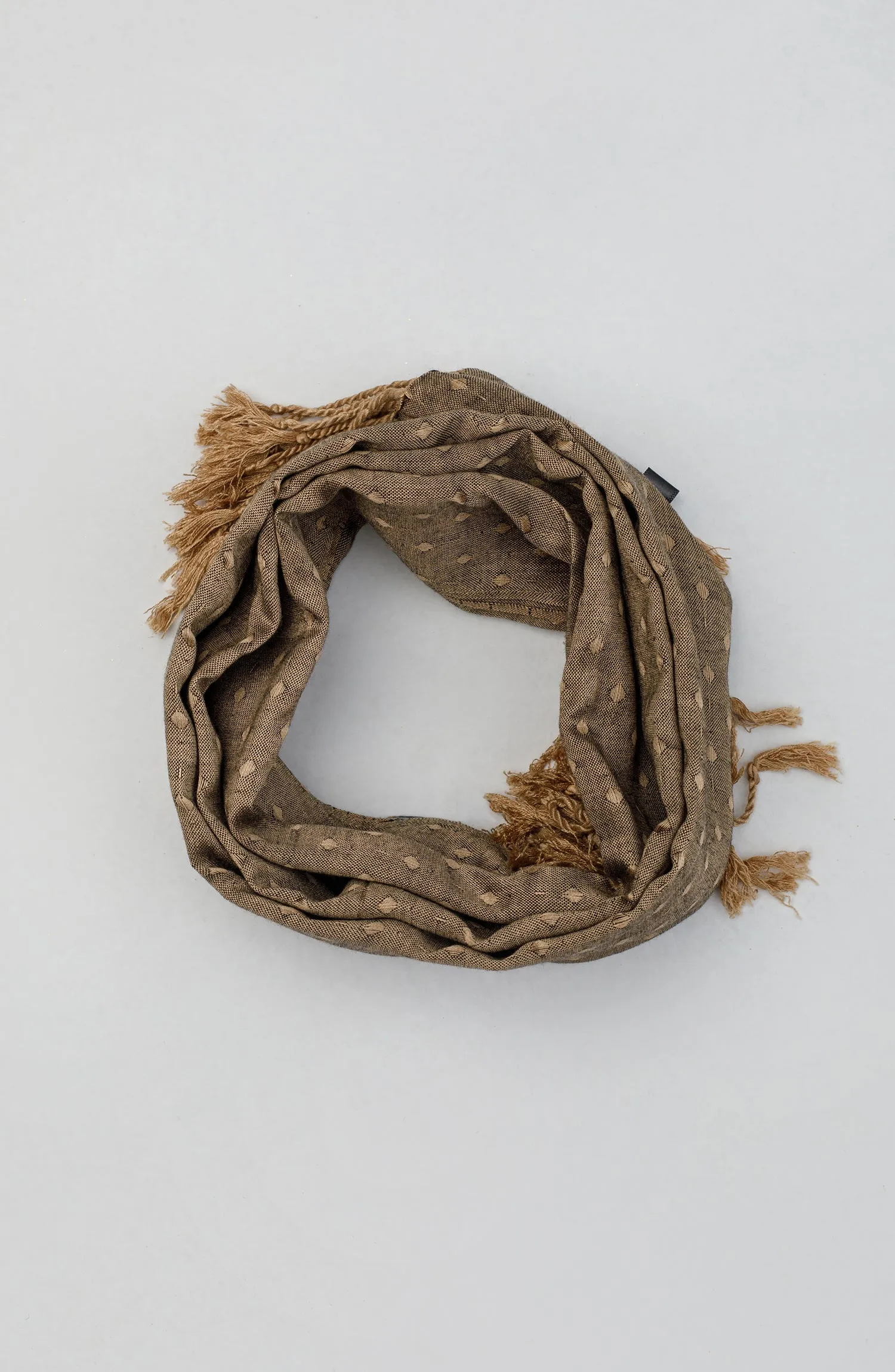 Stitched 1 Piece Dyed Cotton Scarf (NA-D-PL-23-036 BEIGE)