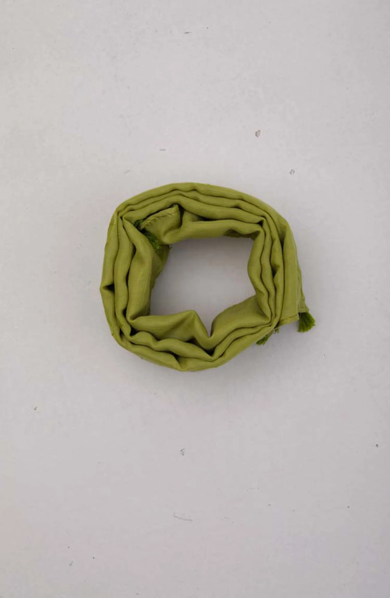 Stitched 1 Piece Dyed Cotton Scarf (WADC23W-1026)