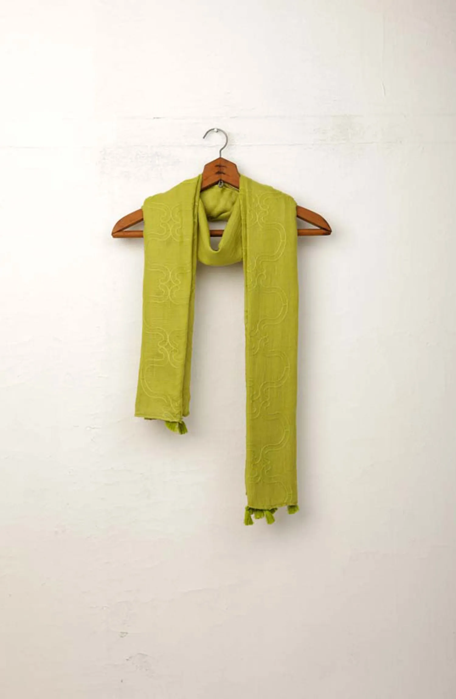Stitched 1 Piece Dyed Cotton Scarf (WADC23W-1026)